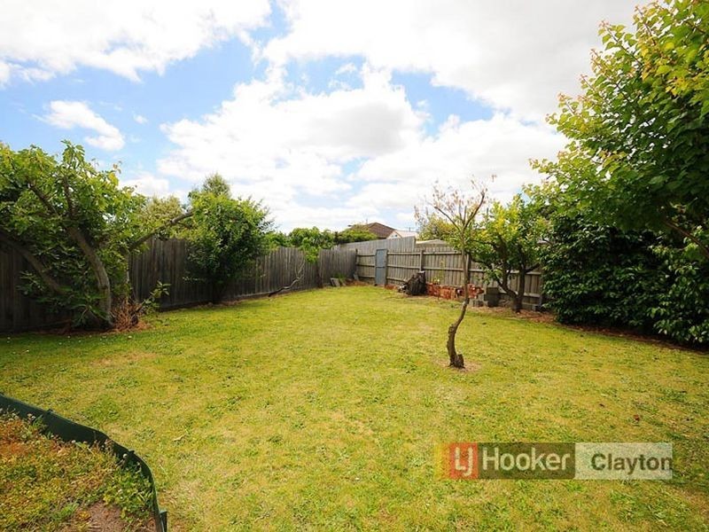 5 Jean Avenue, Clayton VIC 3168