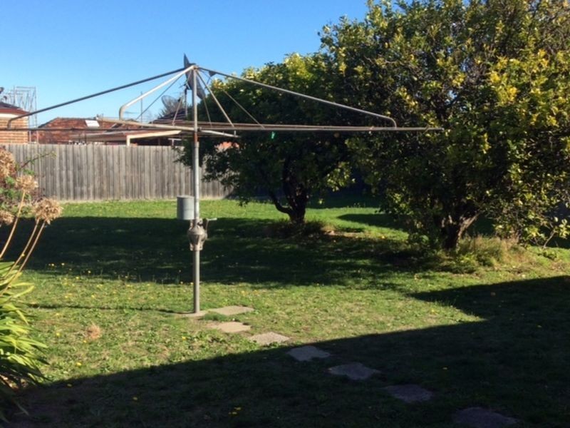 8 Myriong Street, Clayton VIC 3168