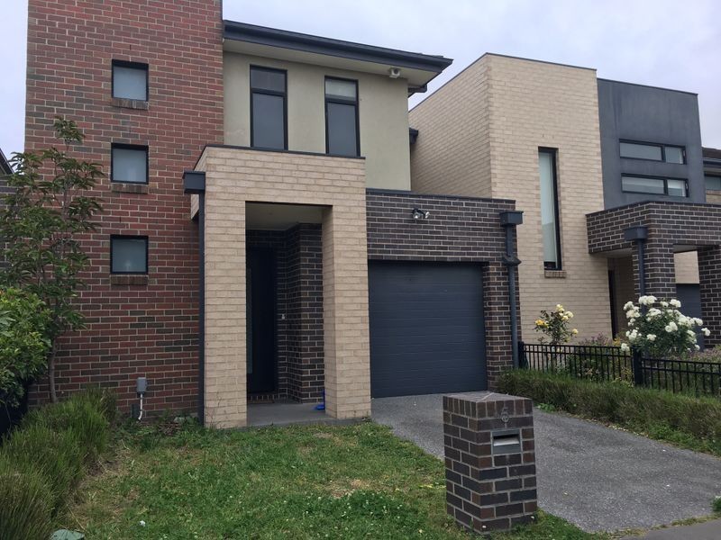 5 Botanic Drive, Clayton South VIC 3169