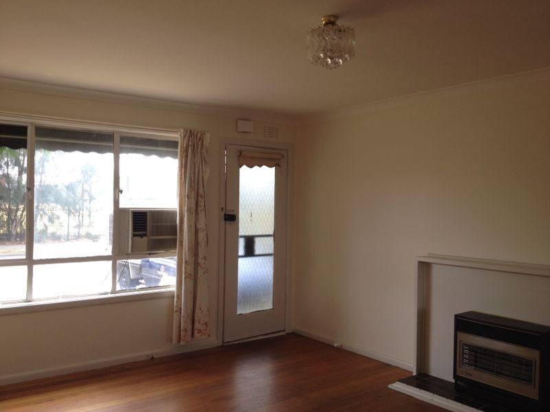 22 Fairbank Road, Clayton South VIC 3169