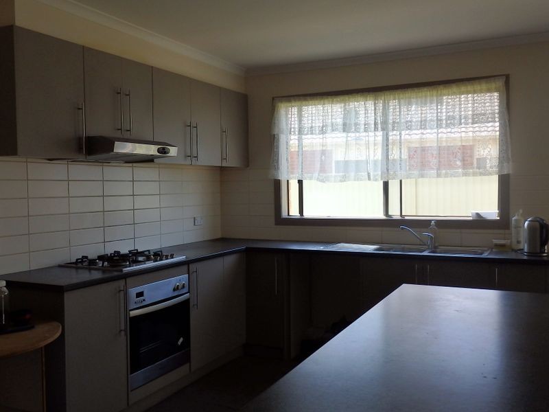 45 Bluehills Bvd, Pakenham VIC 3810