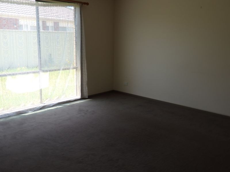 45 Bluehills Bvd, Pakenham VIC 3810