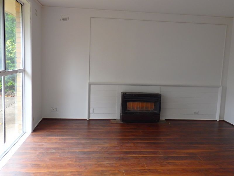 28 Risdon Drive, Notting Hill VIC 3168