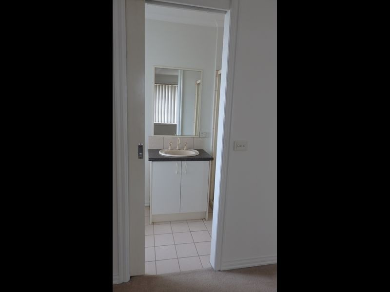 1/1280 Centre Road, Clayton VIC 3168