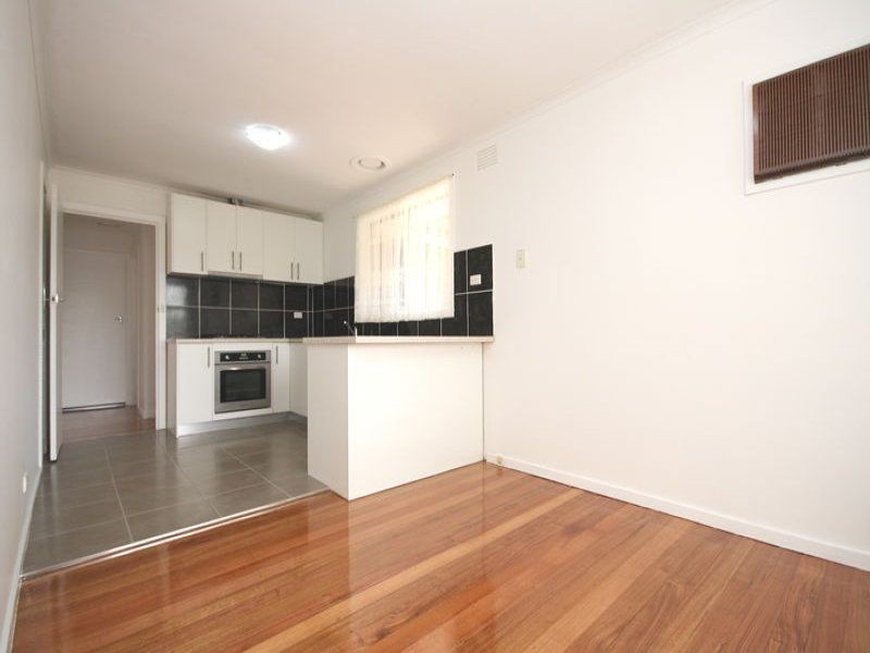 37 Monash Crescent, Clayton South VIC 3169