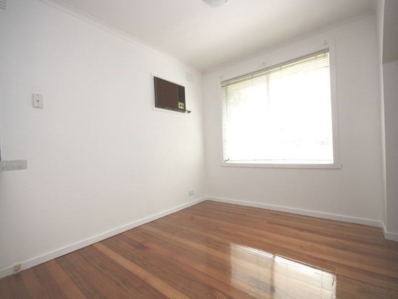 37 Monash Crescent, Clayton South VIC 3169