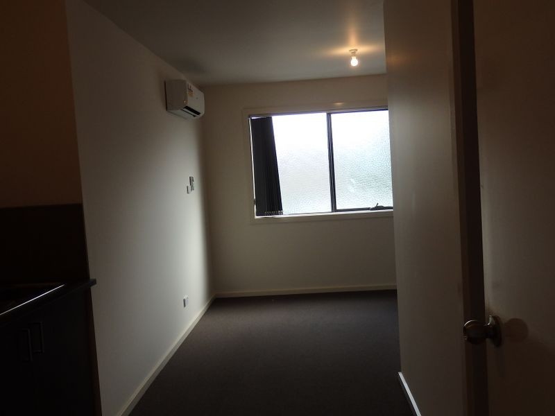 Studio 8/5 Rayhur Street, Clayton South VIC 3169