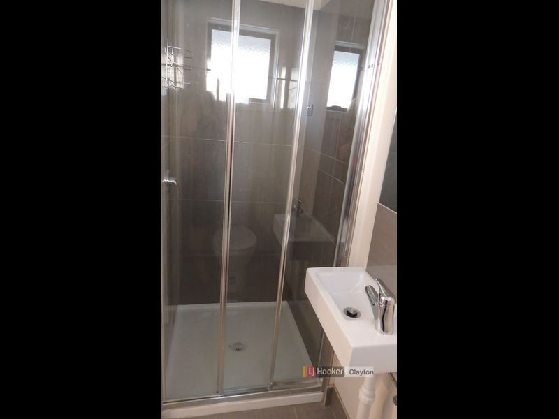 Room 5/5 Rayhur Street, Clayton South VIC 3169