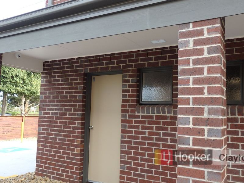 Room 5/5 Rayhur Street, Clayton South VIC 3169