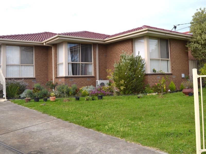 19 Scott Avenue, Clayton South VIC 3169