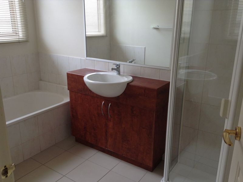 1/8-10 Hayden Road, Clayton South VIC 3169