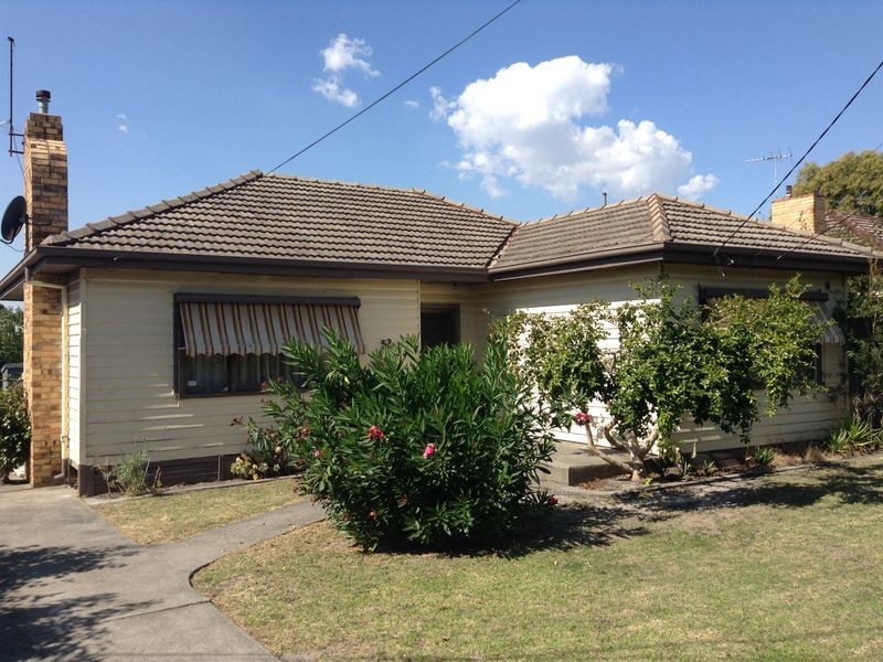 52 Harlington Street, Clayton VIC 3168