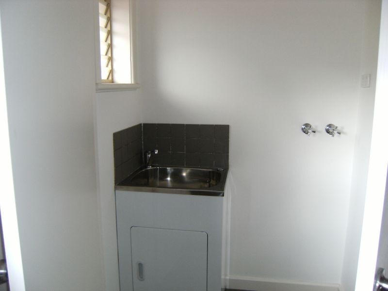 3/4 Moore Avenue, Clayton South VIC 3169