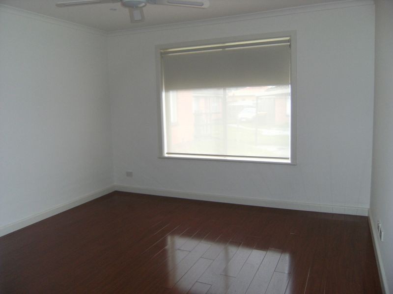 3/4 Moore Avenue, Clayton South VIC 3169