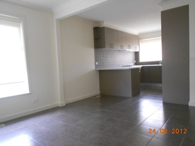 3/4 Moore Avenue, Clayton South VIC 3169