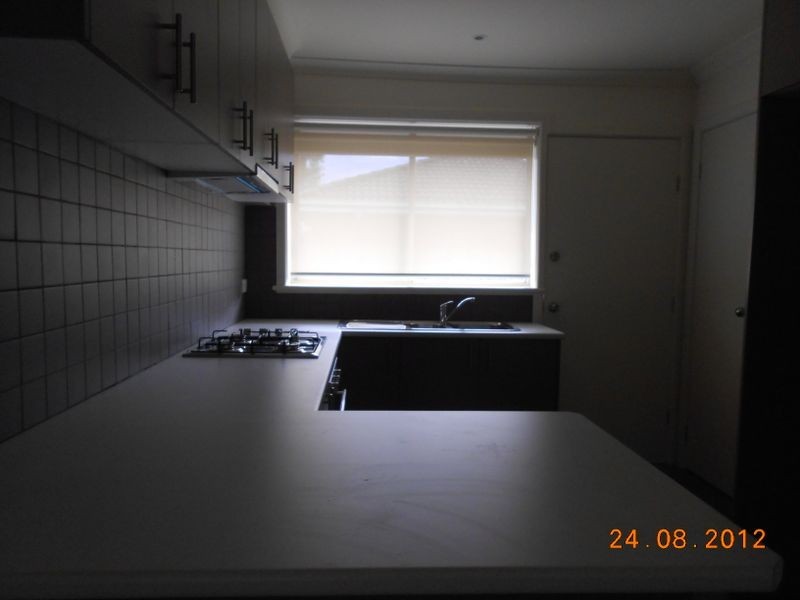 3/4 Moore Avenue, Clayton South VIC 3169