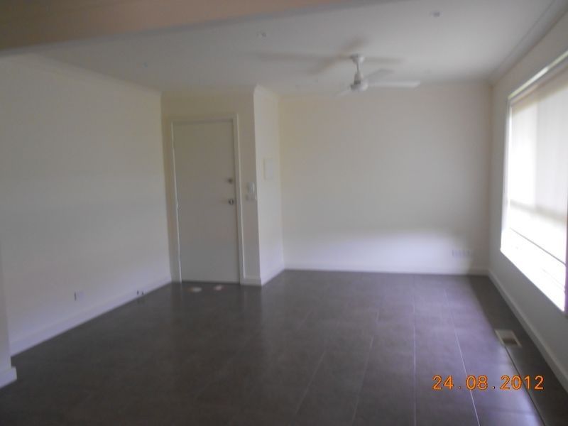 3/4 Moore Avenue, Clayton South VIC 3169