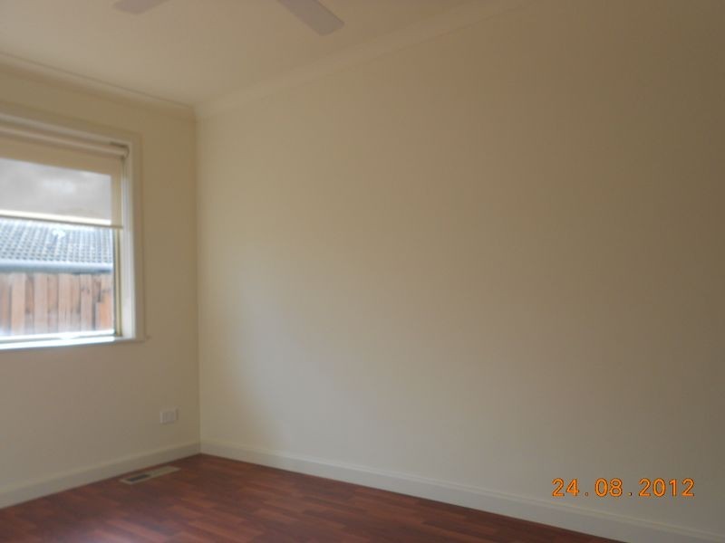 3/4 Moore Avenue, Clayton South VIC 3169