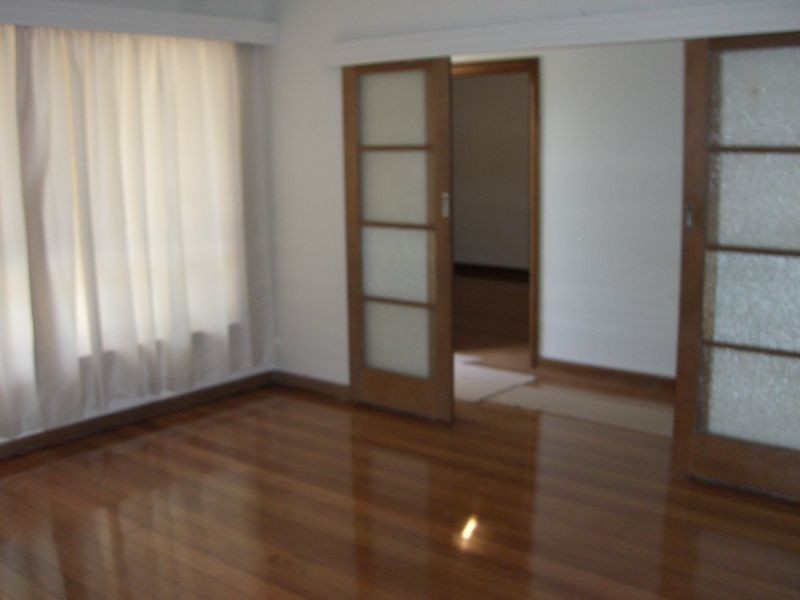 1/4 Carlson Avenue, Clayton VIC 3168