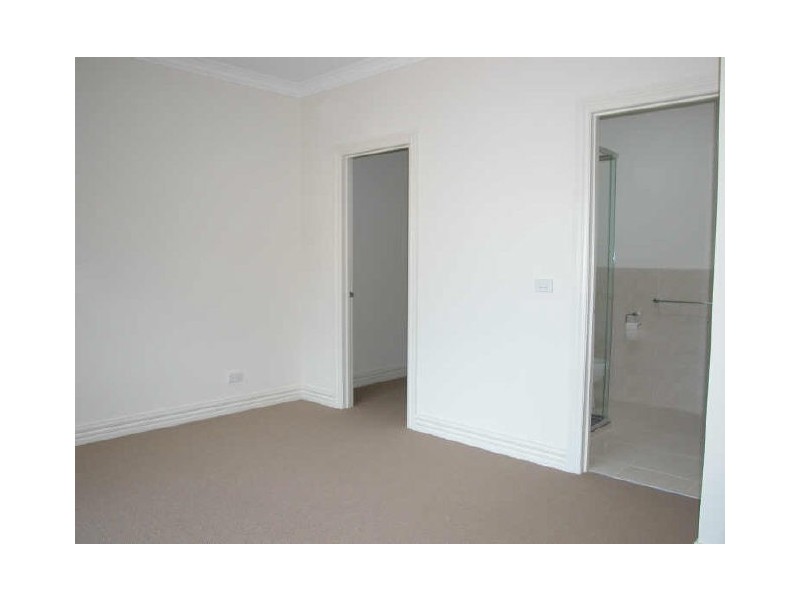 2/24 Colonel Street, Clayton VIC 3168