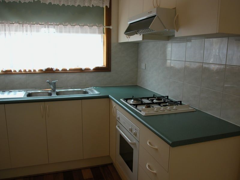 2/34 Stockdale Avenue, Clayton VIC 3168