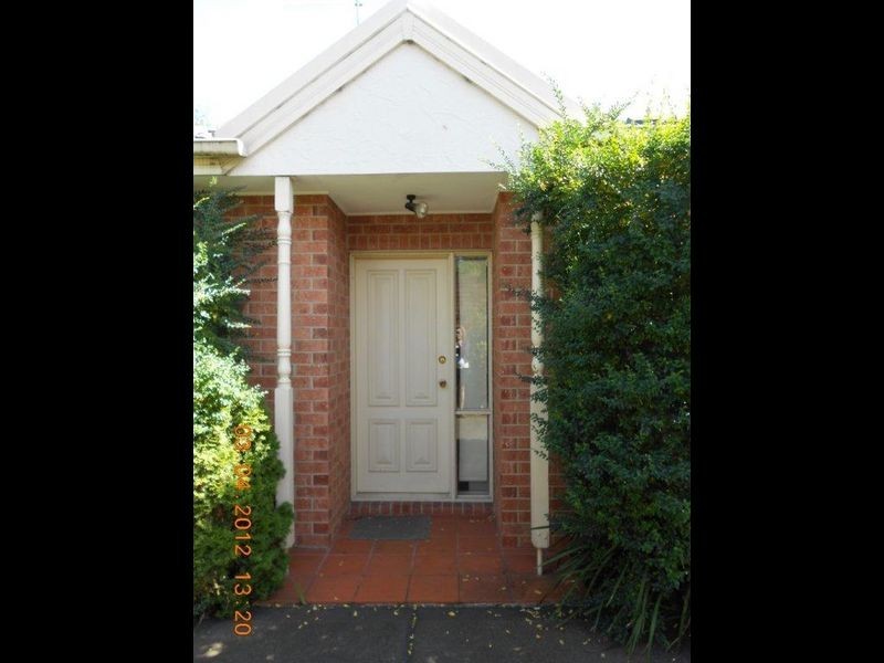 2/8 Westbrook Street, Chadstone VIC 3148