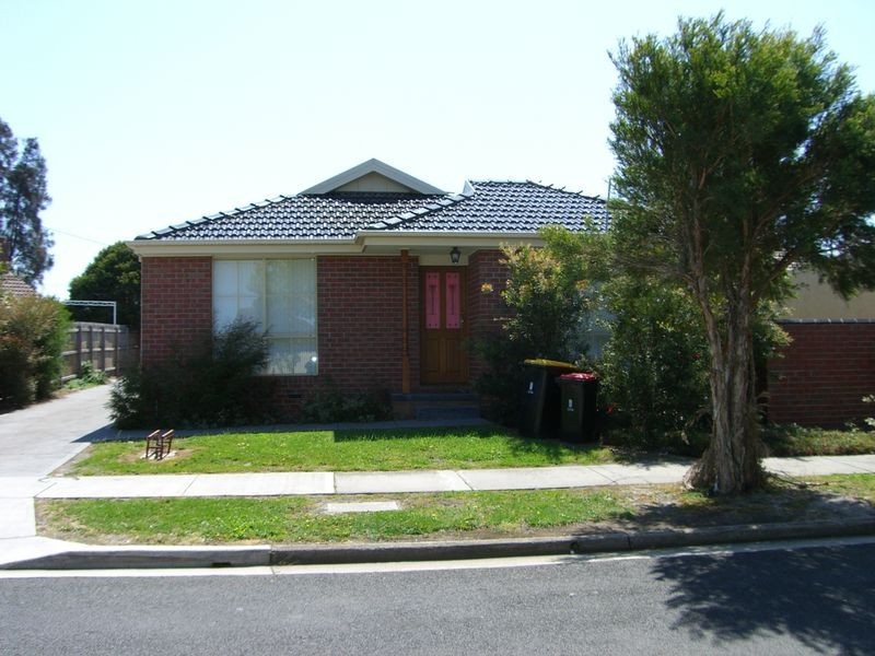 1/43 Lanark Street, Clayton VIC 3168