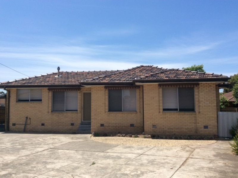 2/126 Kanooka Grove, Clayton VIC 3168