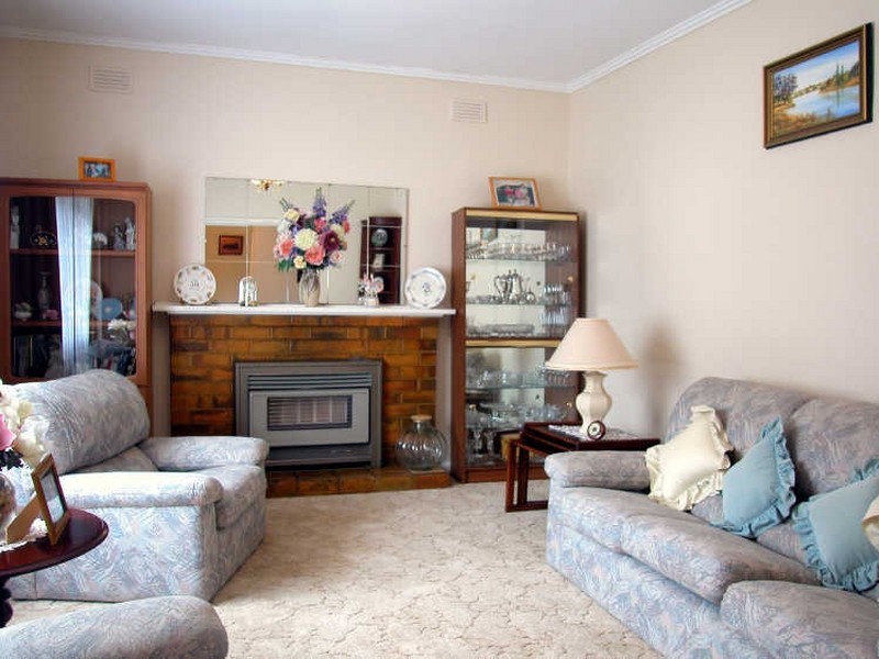 31 Rayhur Street, Clayton South VIC 3169