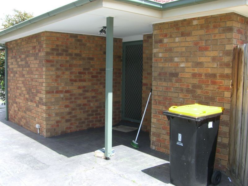 2/6 Olive Street, Clayton VIC 3168