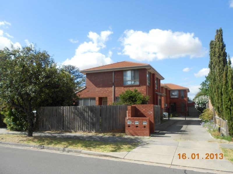 1/6 Fortuna Street, Clayton VIC 3168
