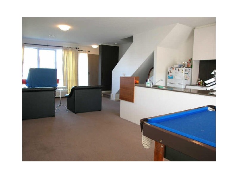 9 Pebble Beach Place, Heatherton VIC 3202