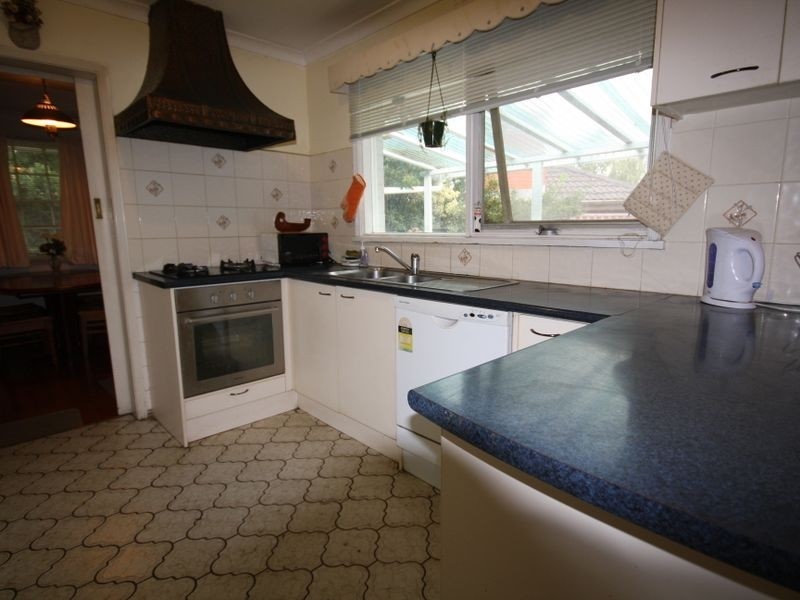 2 Browns Road, Clayton VIC 3168