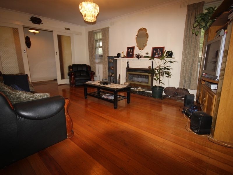 2 Browns Road, Clayton VIC 3168