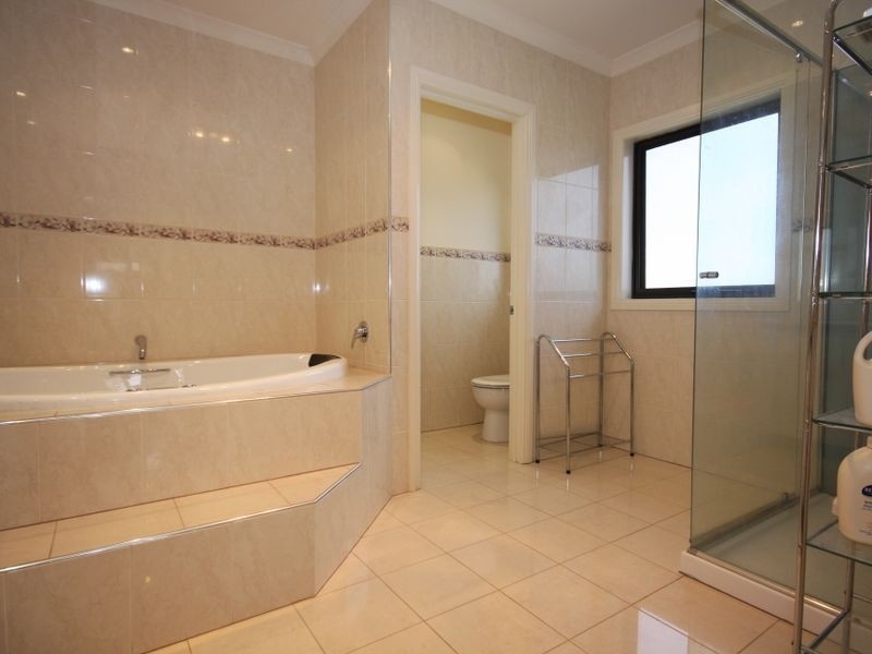 10 Monash Place, Clayton VIC 3168