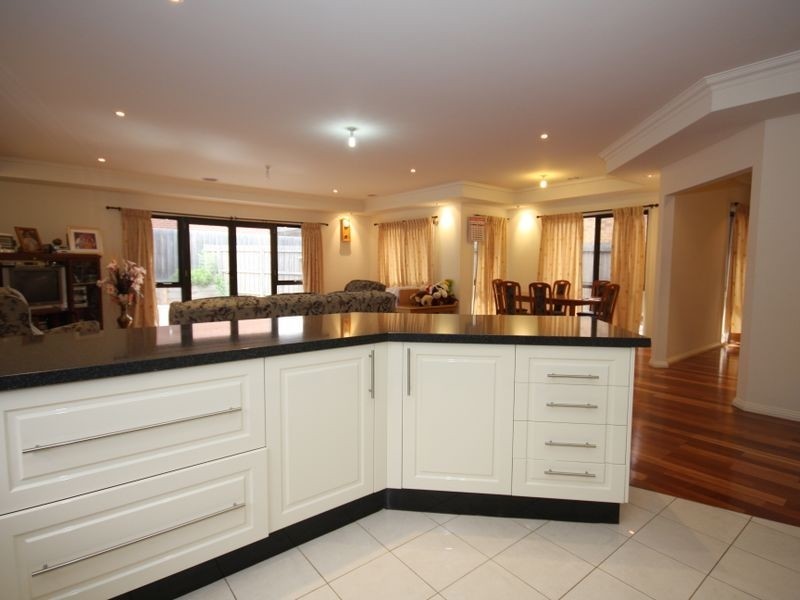 10 Monash Place, Clayton VIC 3168
