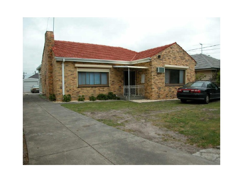 4 Belmont Avenue, Clayton VIC 3168