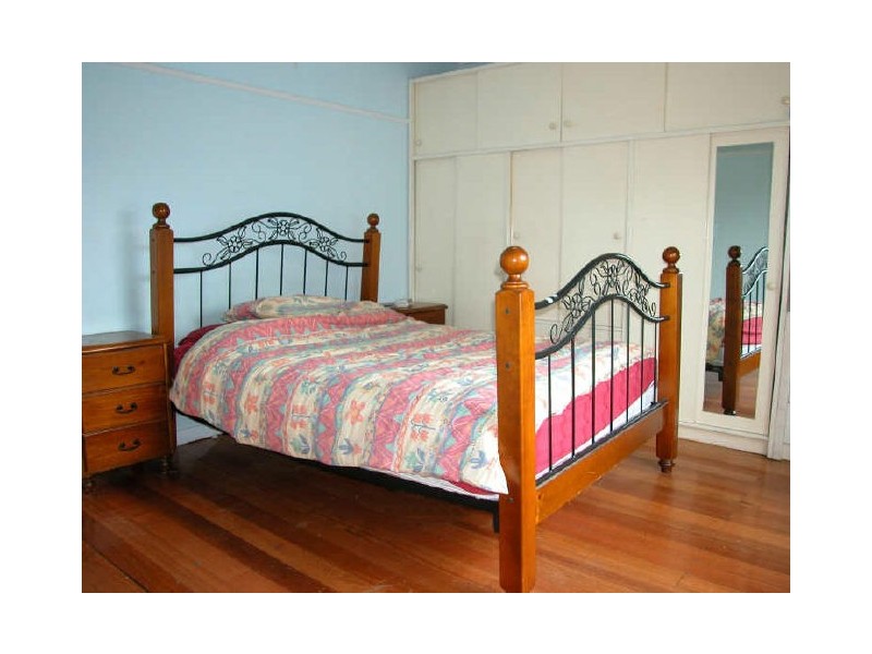 4 Belmont Avenue, Clayton VIC 3168