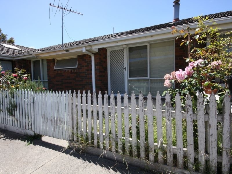 2/2 Moore Avenue, Clayton South VIC 3169