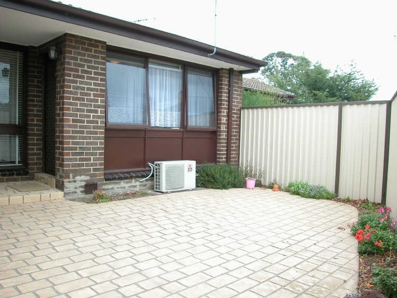 2/2 Thompson Street, Clayton VIC 3168