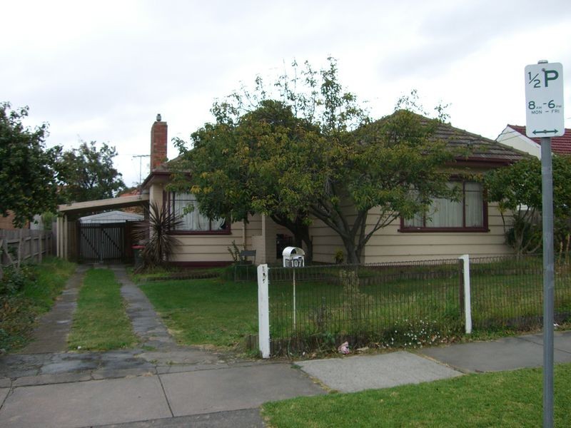 107 Kanooka Grove, Clayton VIC 3168