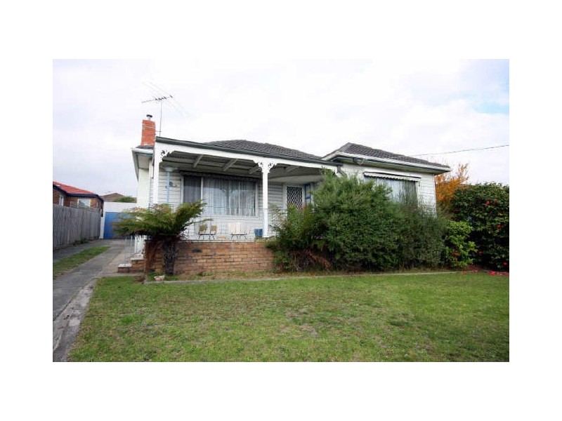 18 Colin Road, Clayton VIC 3168