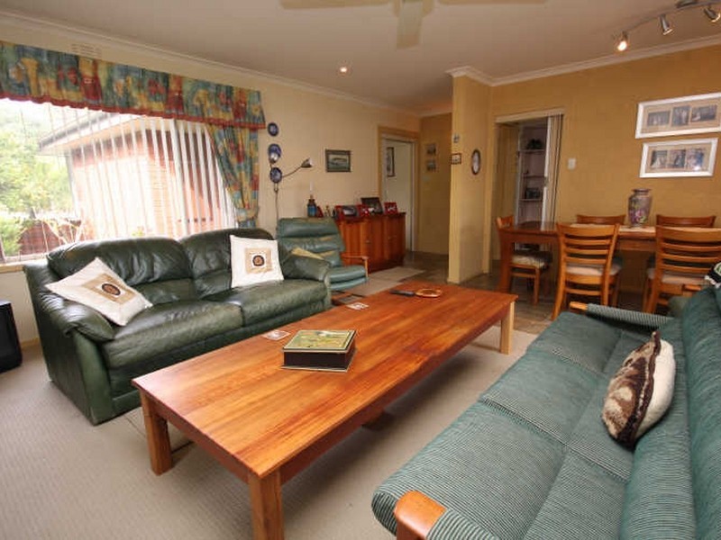 2A Browns Road, Clayton VIC 3168