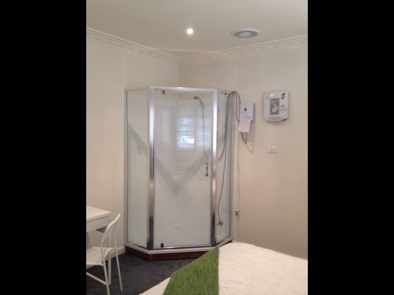 2/1240 North Road, Oakleigh VIC 3166