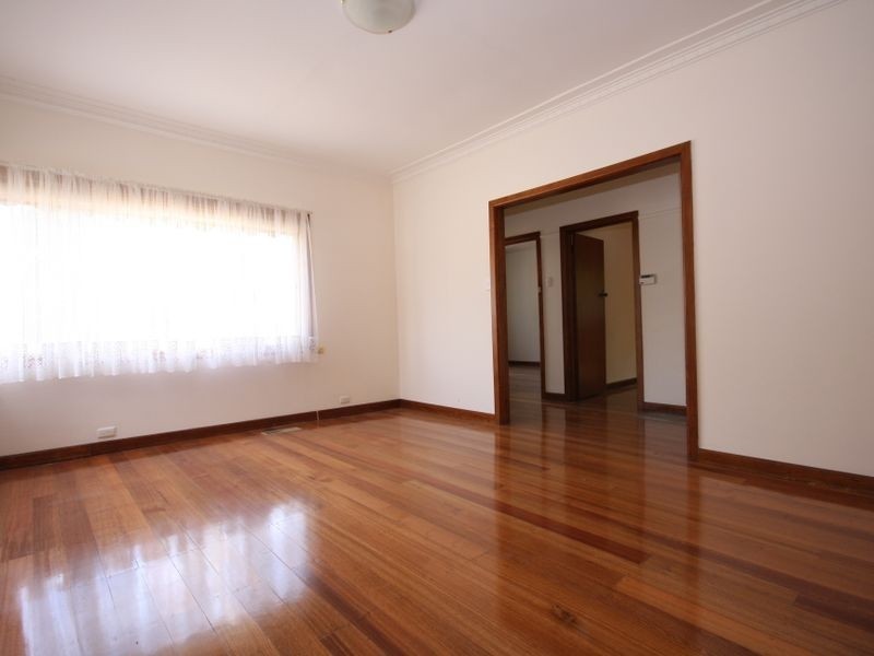 1/25 Rayhur Street, Clayton South VIC 3169