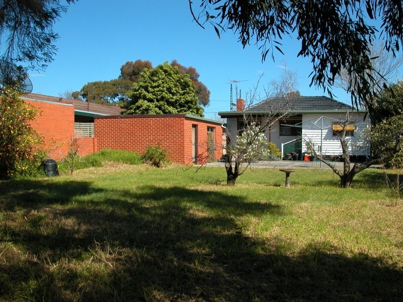 2/25 Rayhur Street, Clayton South VIC 3169