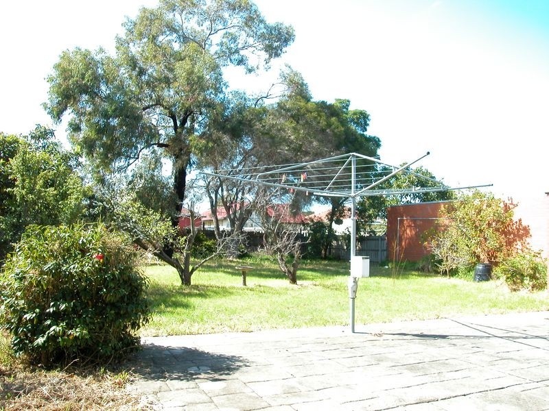 2/25 Rayhur Street, Clayton South VIC 3169