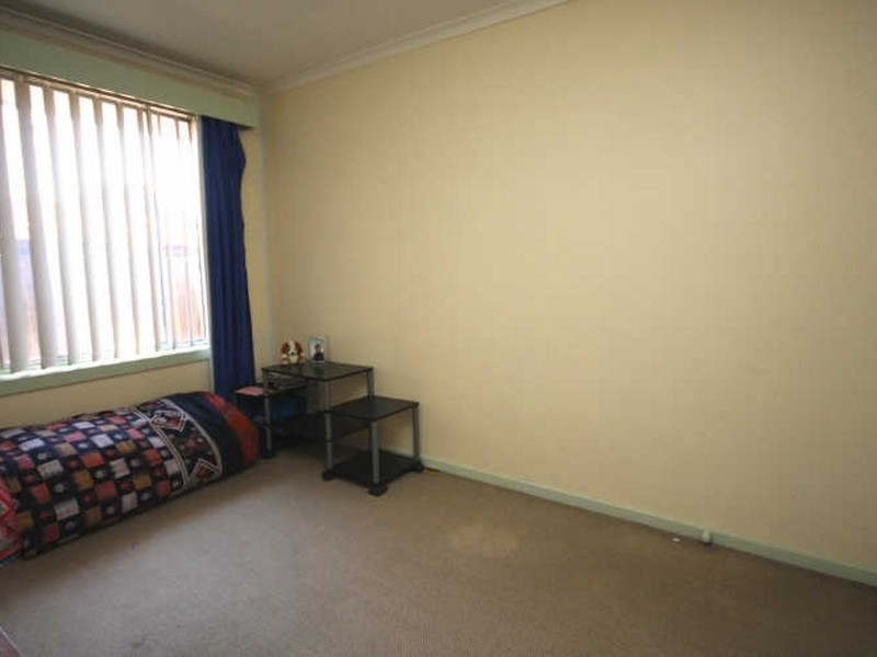 1/10 Moore Avenue, Clayton South VIC 3169