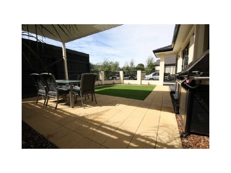 2/1172 Centre Road, Clarinda VIC 3169