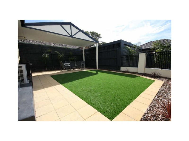 2/1172 Centre Road, Clarinda VIC 3169